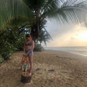 Meet your Posher, Kendra